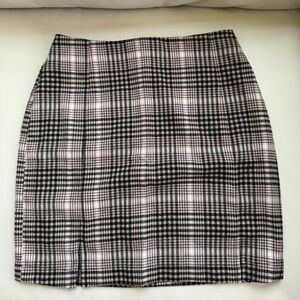 Plaid mini skirt
